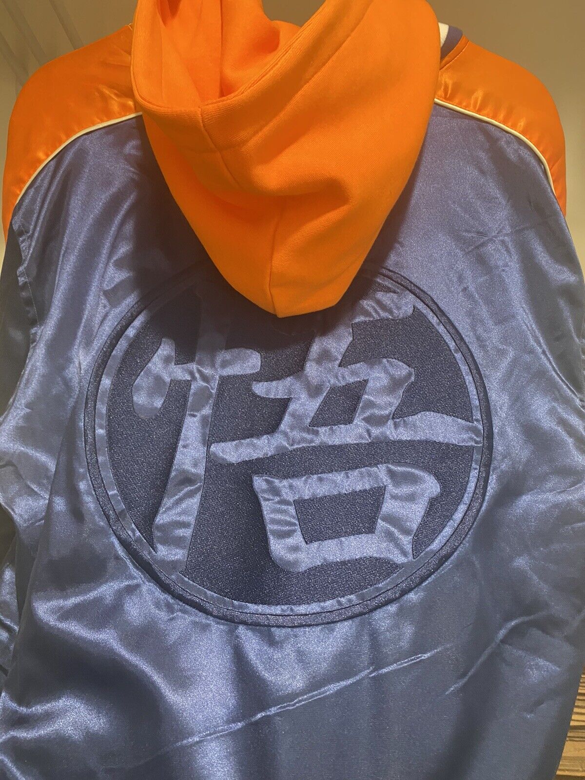 Goku NYCC 2019 Hooded Jacket Size XL 30th Anniversary