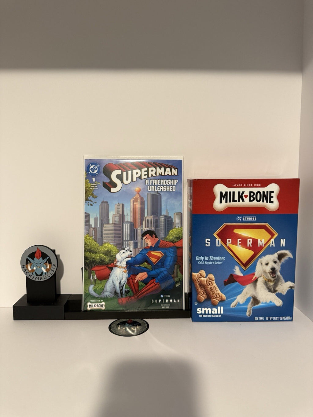 Superman: A Friendship Unleashed 1 + Sealed Milk-Bone Dog Bones Box 2025